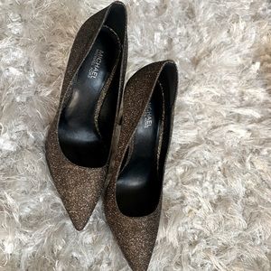 NEW MICHAEL KORS HEELS - size 6.5
